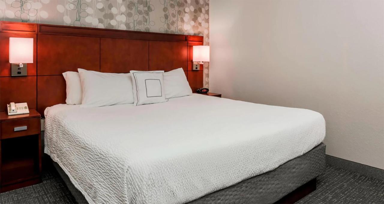 Courtyard By Marriott Orlando Lake Mary North Heathrow Eksteriør billede