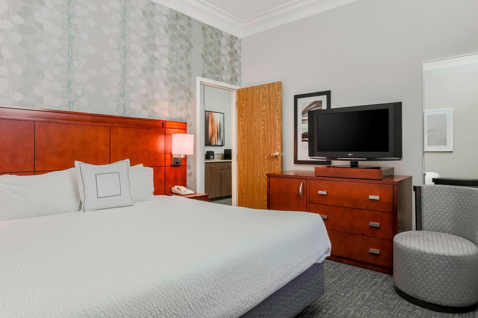 Courtyard By Marriott Orlando Lake Mary North Heathrow Eksteriør billede