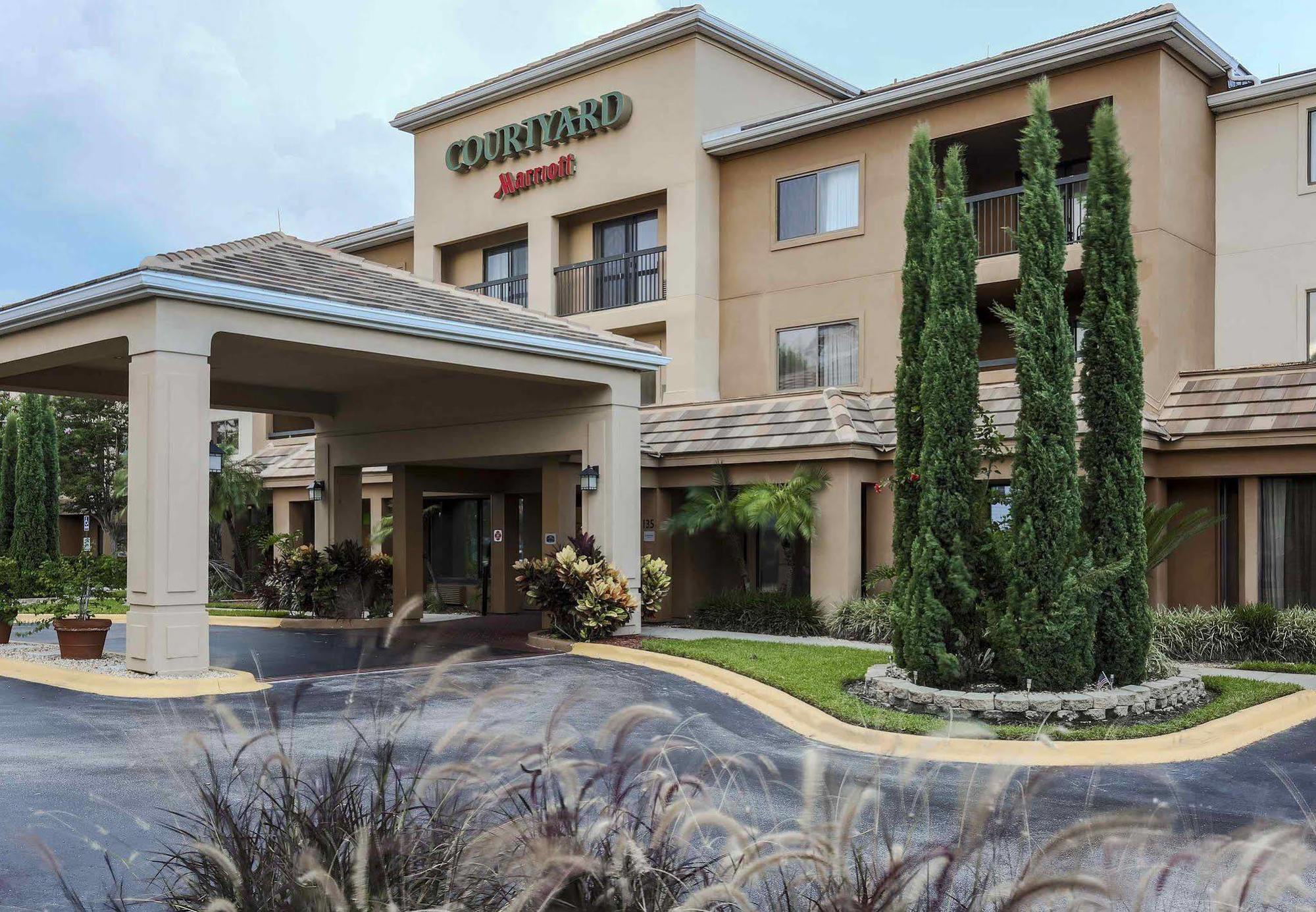 Courtyard By Marriott Orlando Lake Mary North Heathrow Eksteriør billede